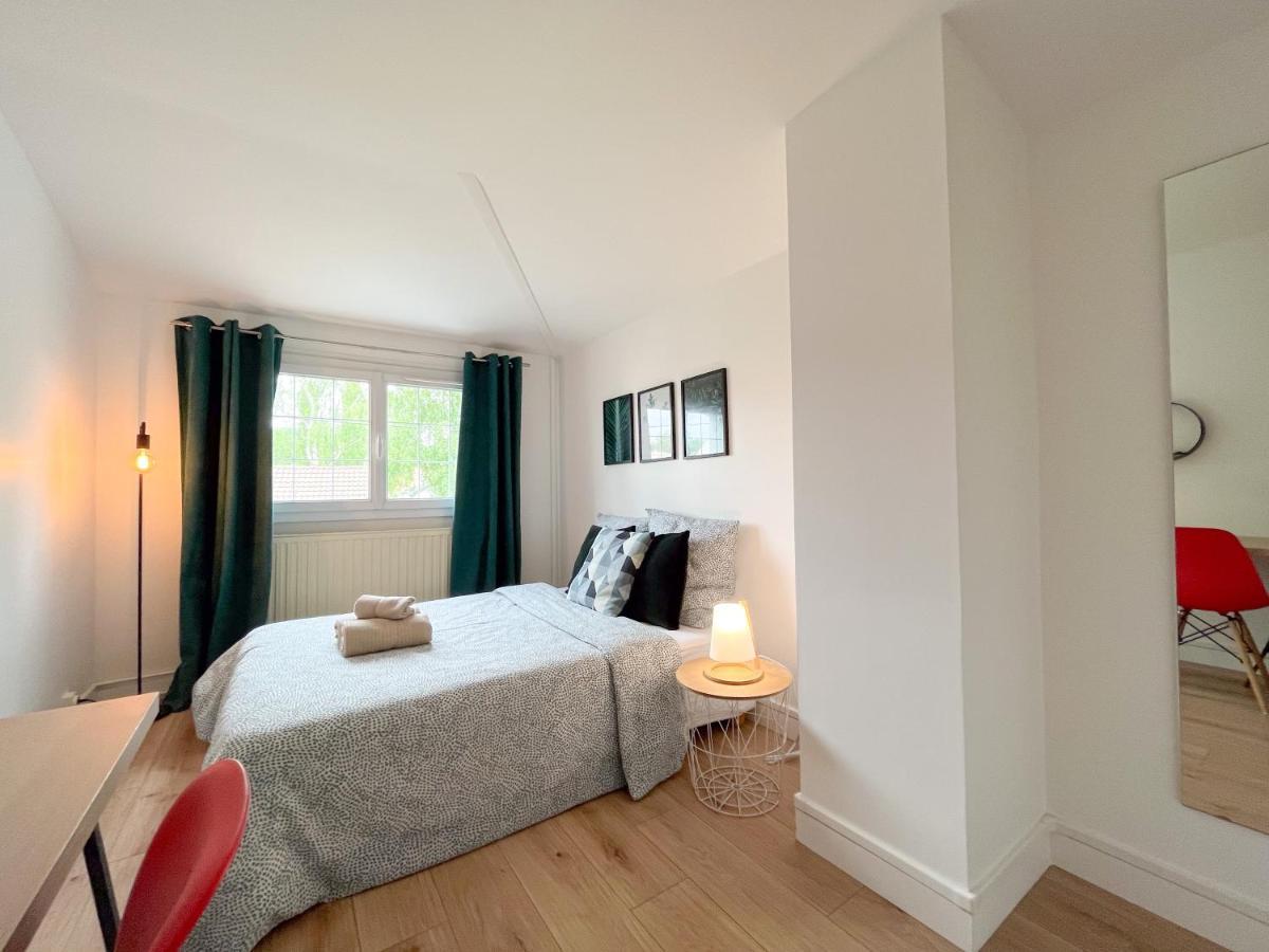 Bures-sur-Yvette Maison Ideale Pour Visiter Paris Versailles - Chambres Privees Paris-Saclay מראה חיצוני תמונה